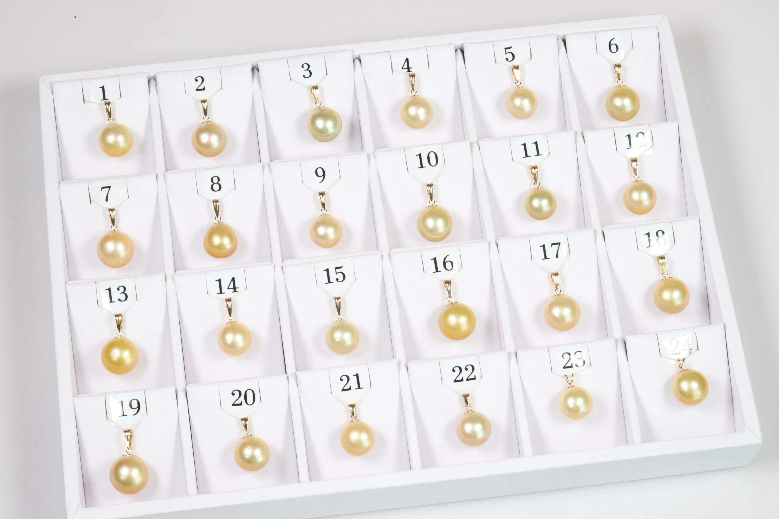 12.9mm-15mm Golden South Sea Pearl Pendants, AAA Quality Round (GSSP004)
