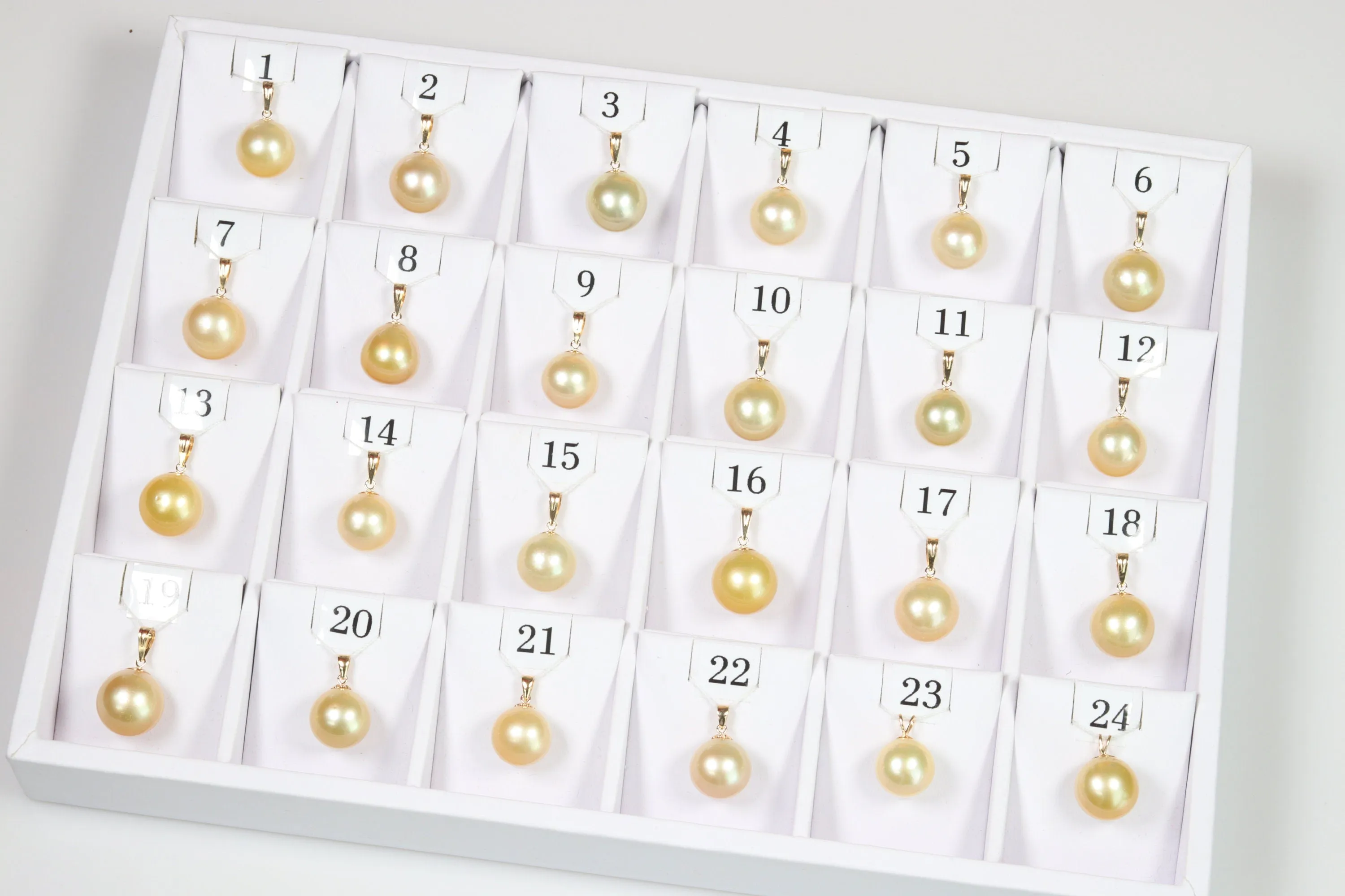 12.9mm-15mm Golden South Sea Pearl Pendants, AAA Quality Round (GSSP004)