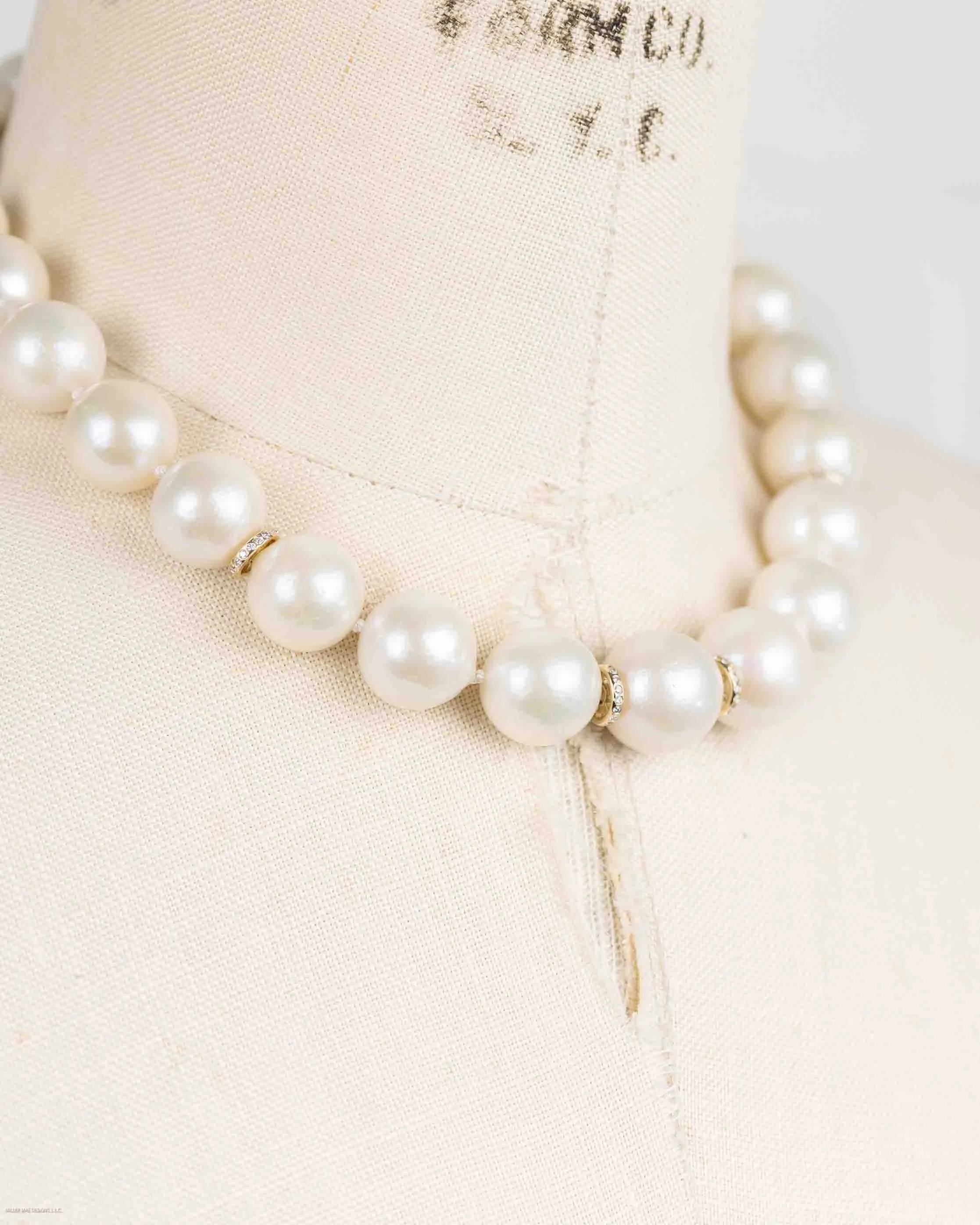 14k Gold & Diamond AAA Natural Freshwater 15mm White Pearl Necklace