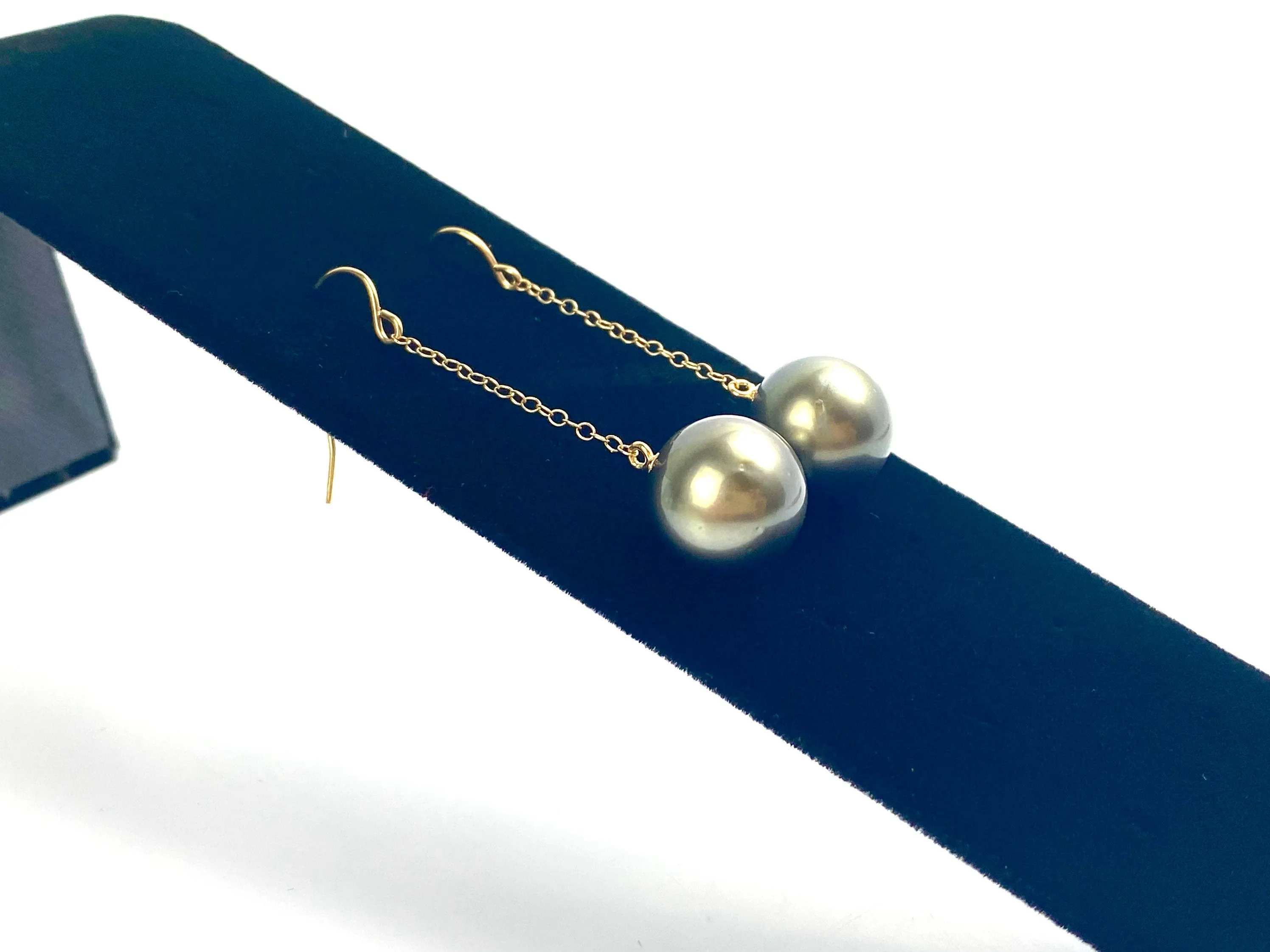 14K Solid Gold Dangle Tahitian Pearl Earrings