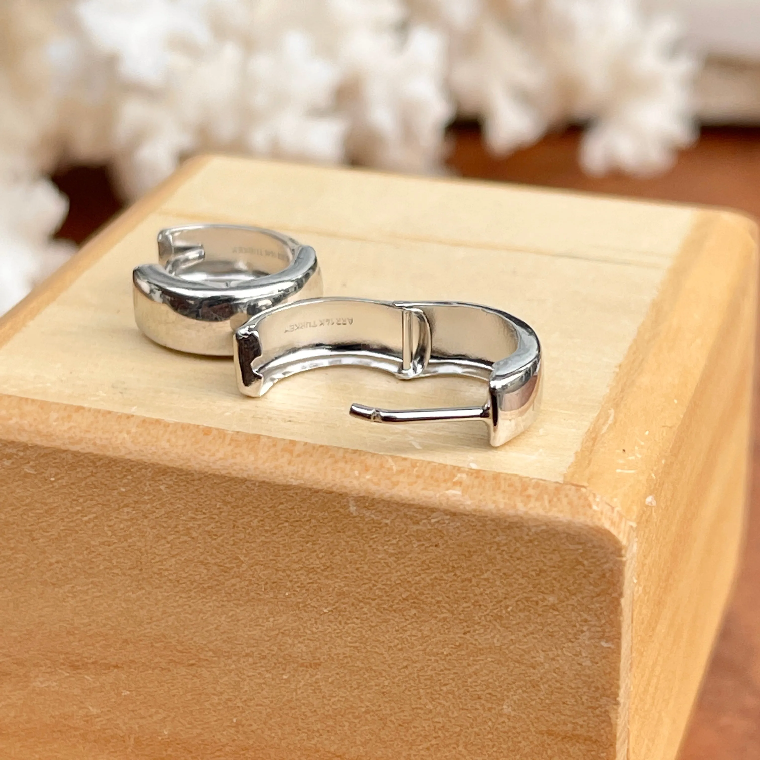 14KT White Gold 5mm Hinged Huggie Hoop Earrings 12mm