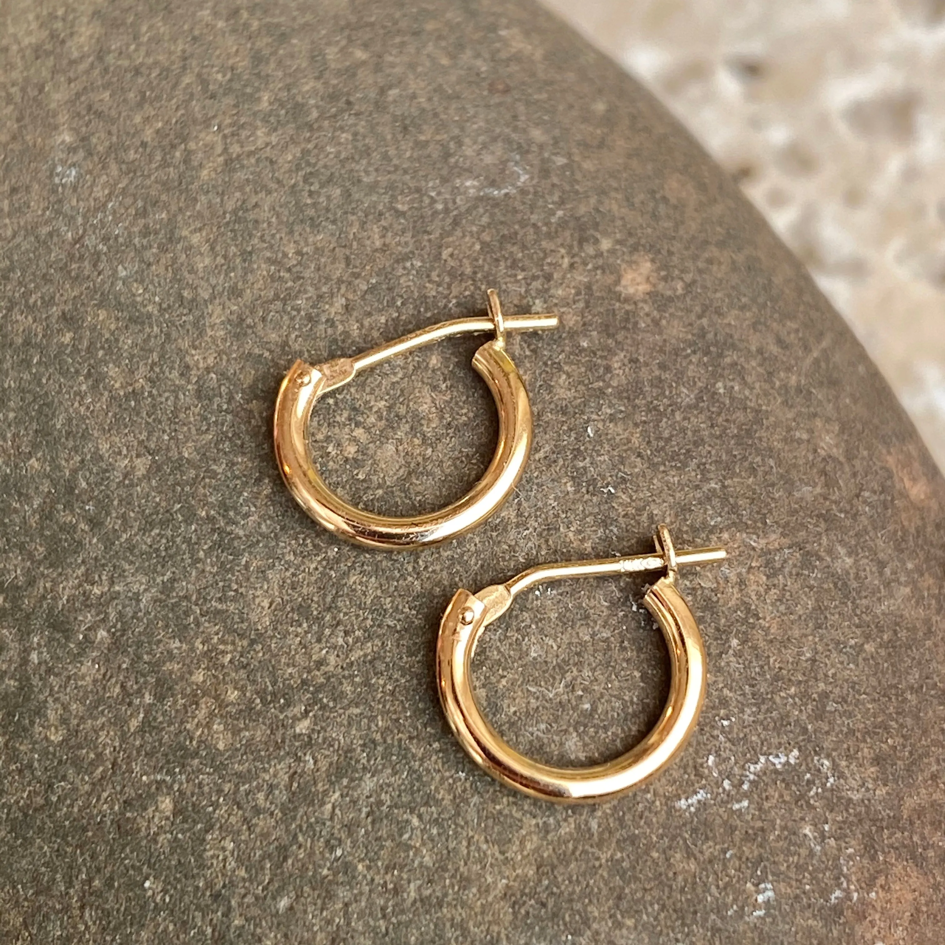 14KT Yellow Gold Snap Back Mini Half-Hoop Earrings 8mm
