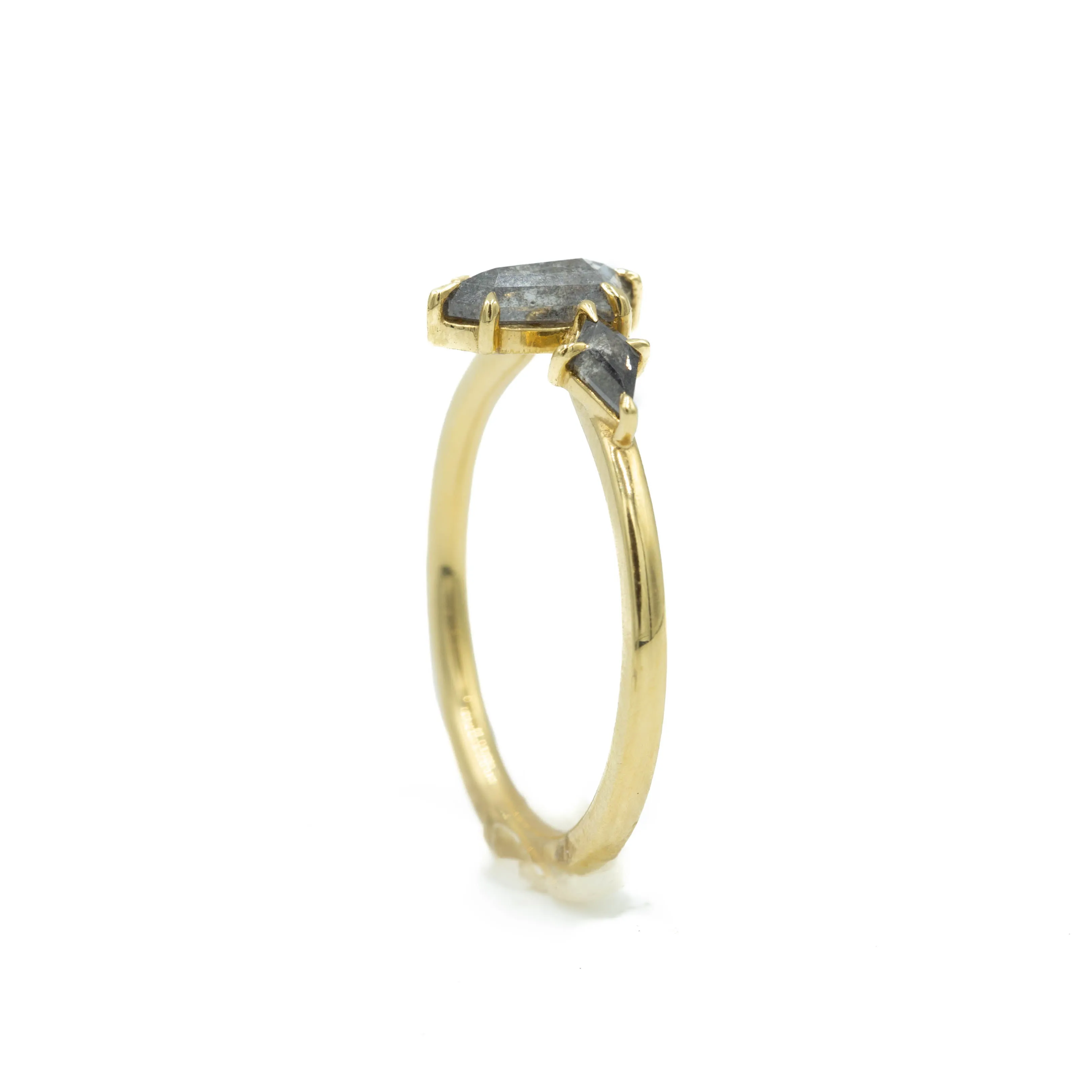 18ky 0.53ct Geometric Salt & Pepper "Pria" with Kites Diamond Ring