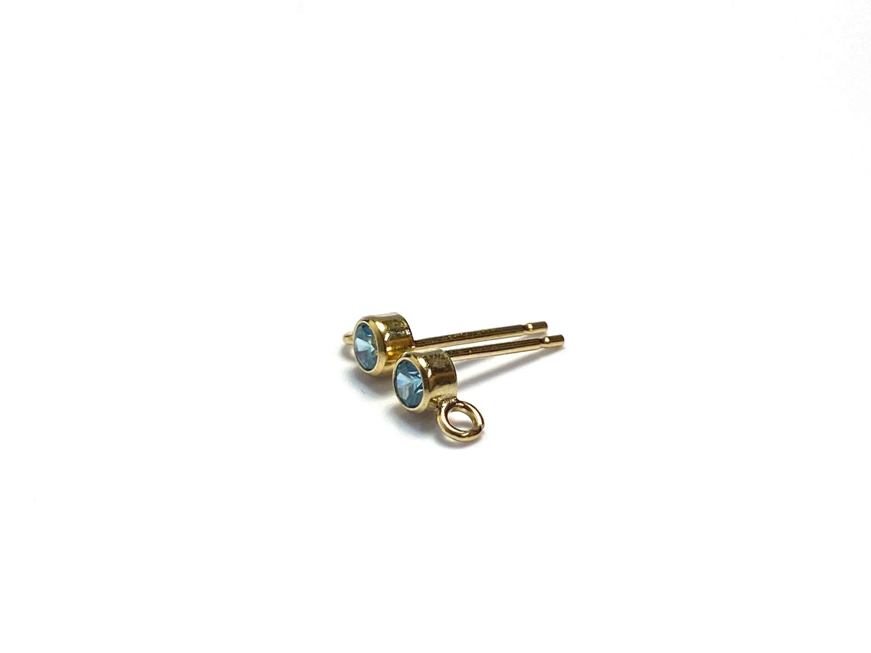 3MM Bezel Ear Post W/ Ring
