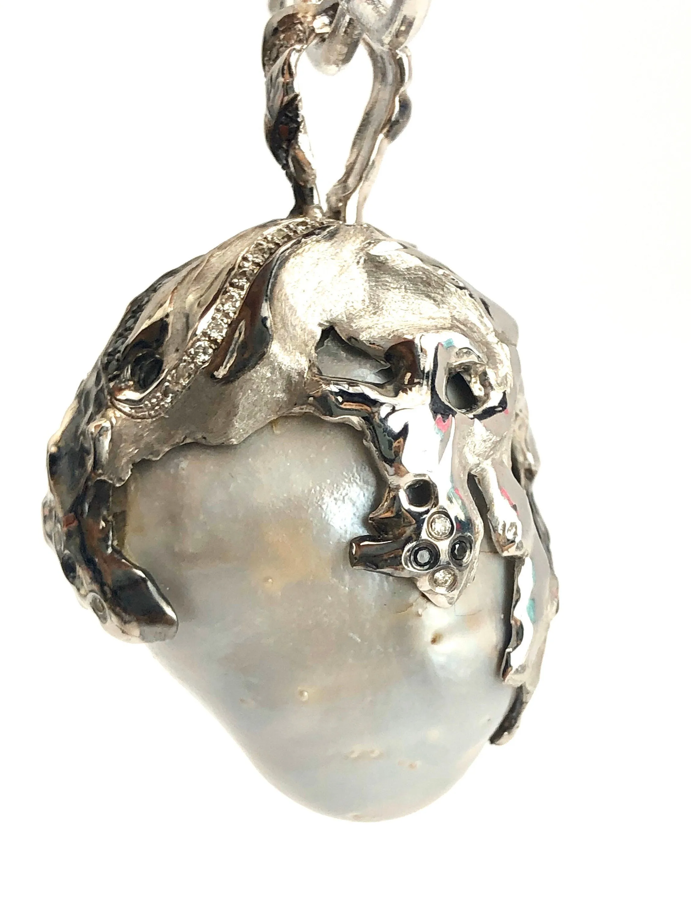 53mm Blue South Sea Pearl with 18k White Gold, Diamonds, rhodium and white / black diamonds, Blue Pearl.