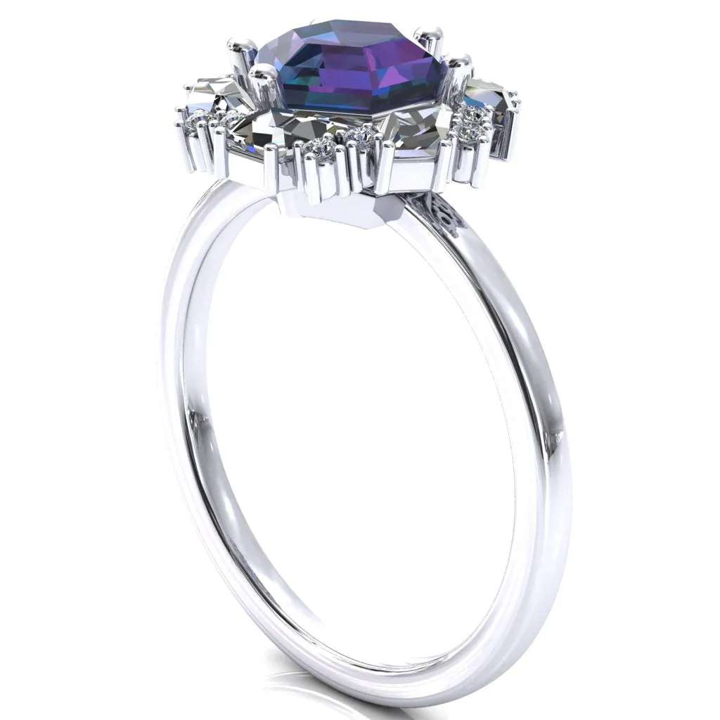7.0mm Hexagon Center Kite Moissanite Cluster Halo Ring