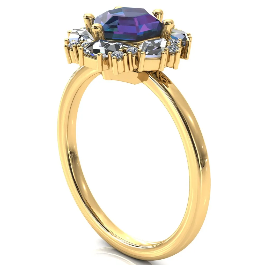 7.0mm Hexagon Center Kite Moissanite Cluster Halo Ring