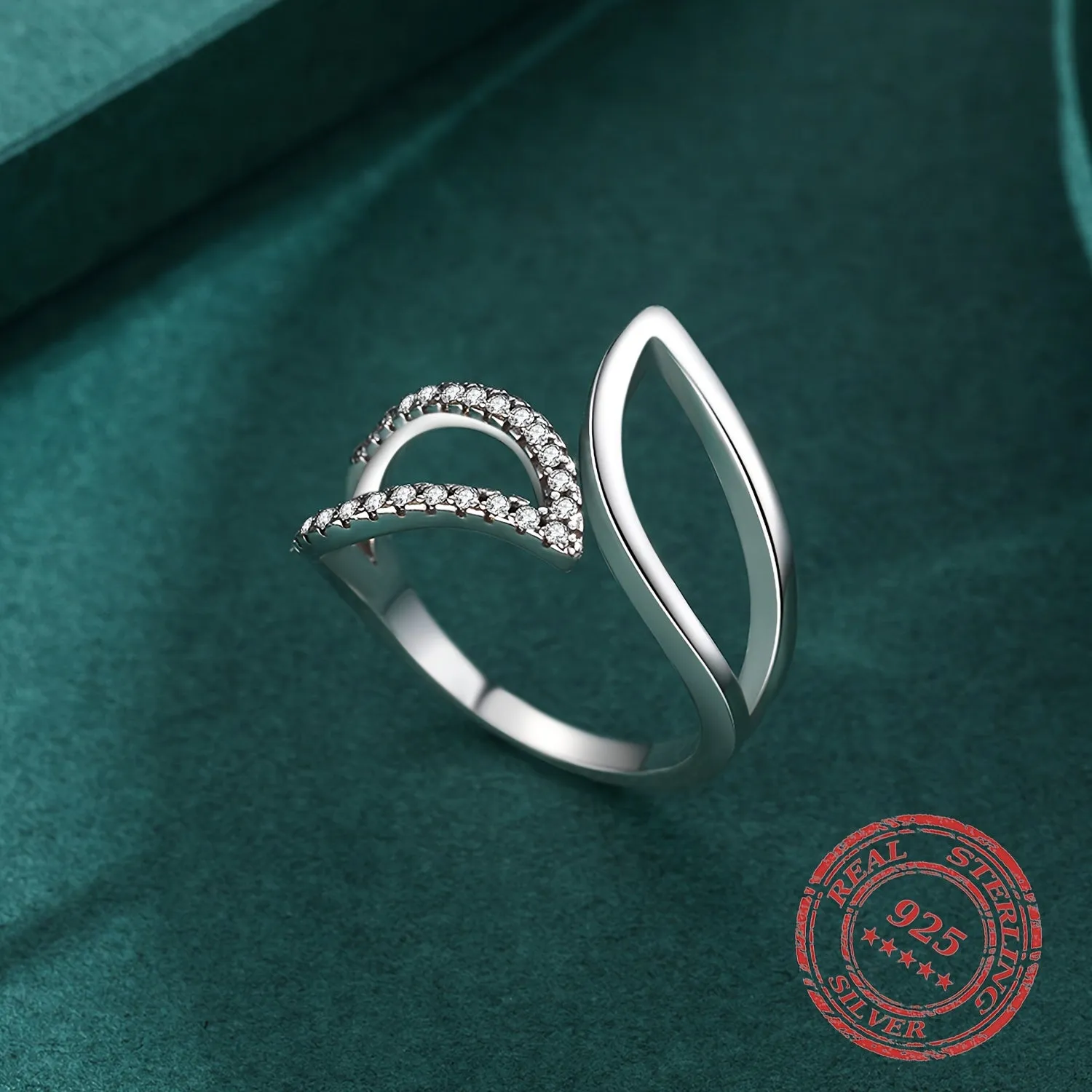 925 Silver Geometric Line Ring with CZ Vintage Style Jewelry