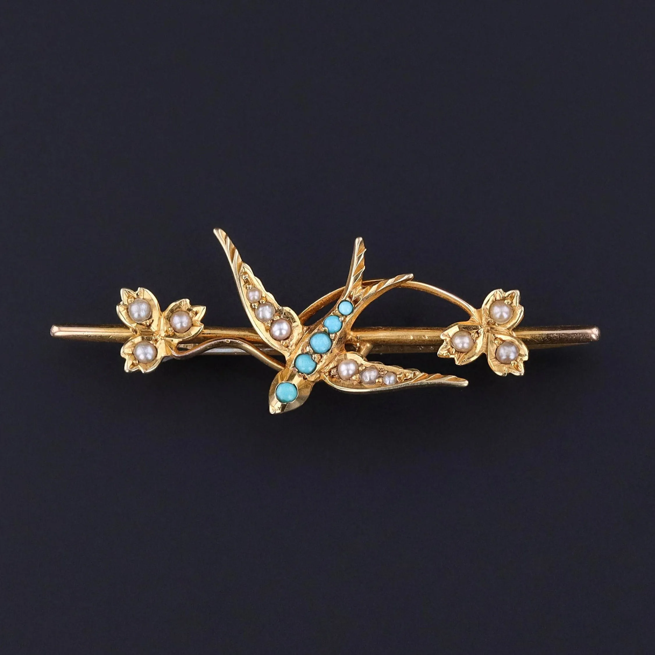 Antique Bird Bar Pin of 15ct Gold