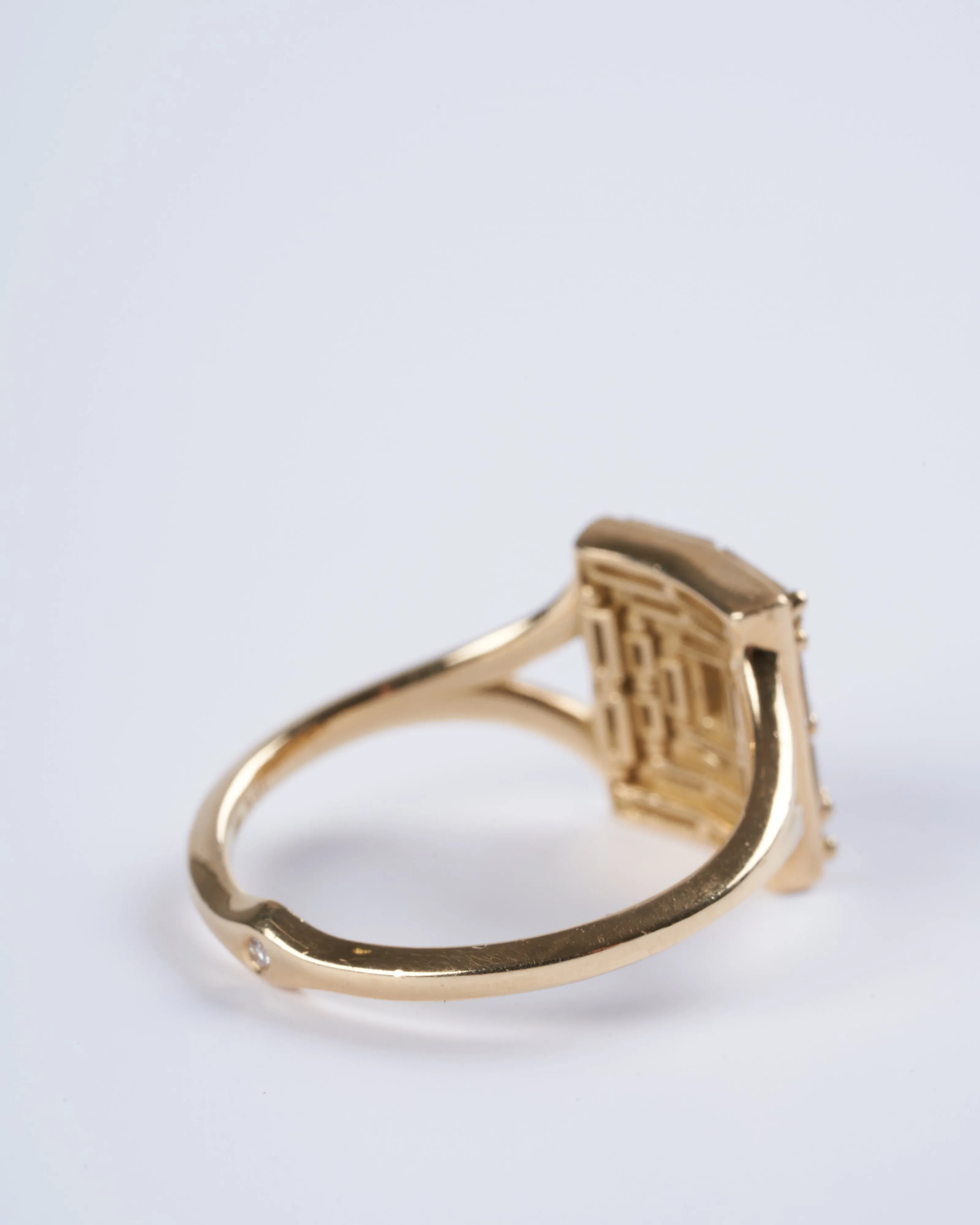 baguette temple ring - gold