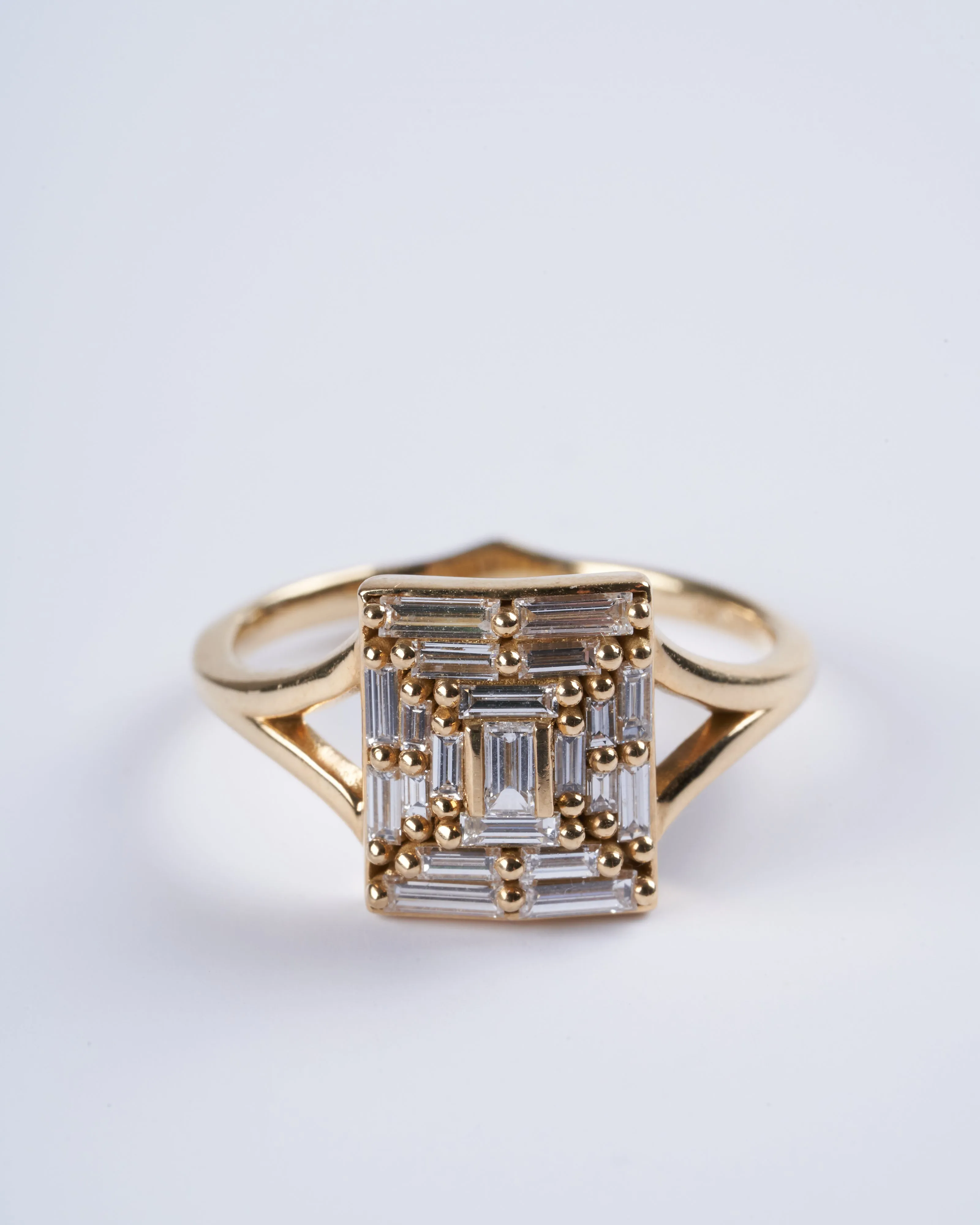 baguette temple ring - gold