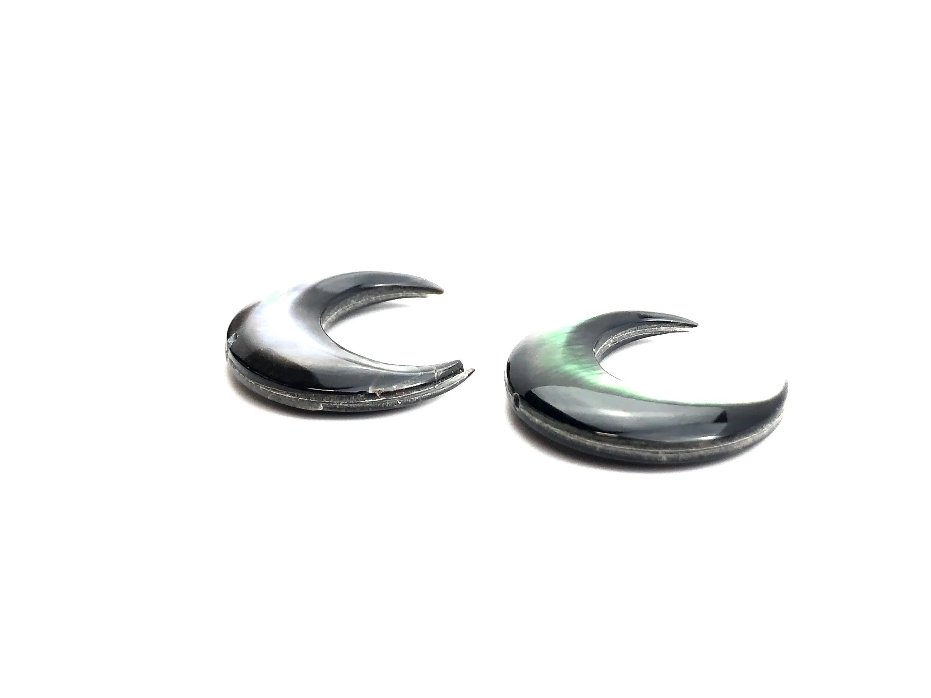Black Tahitian Mother Of Pearl Crescent Moon Sku#M411