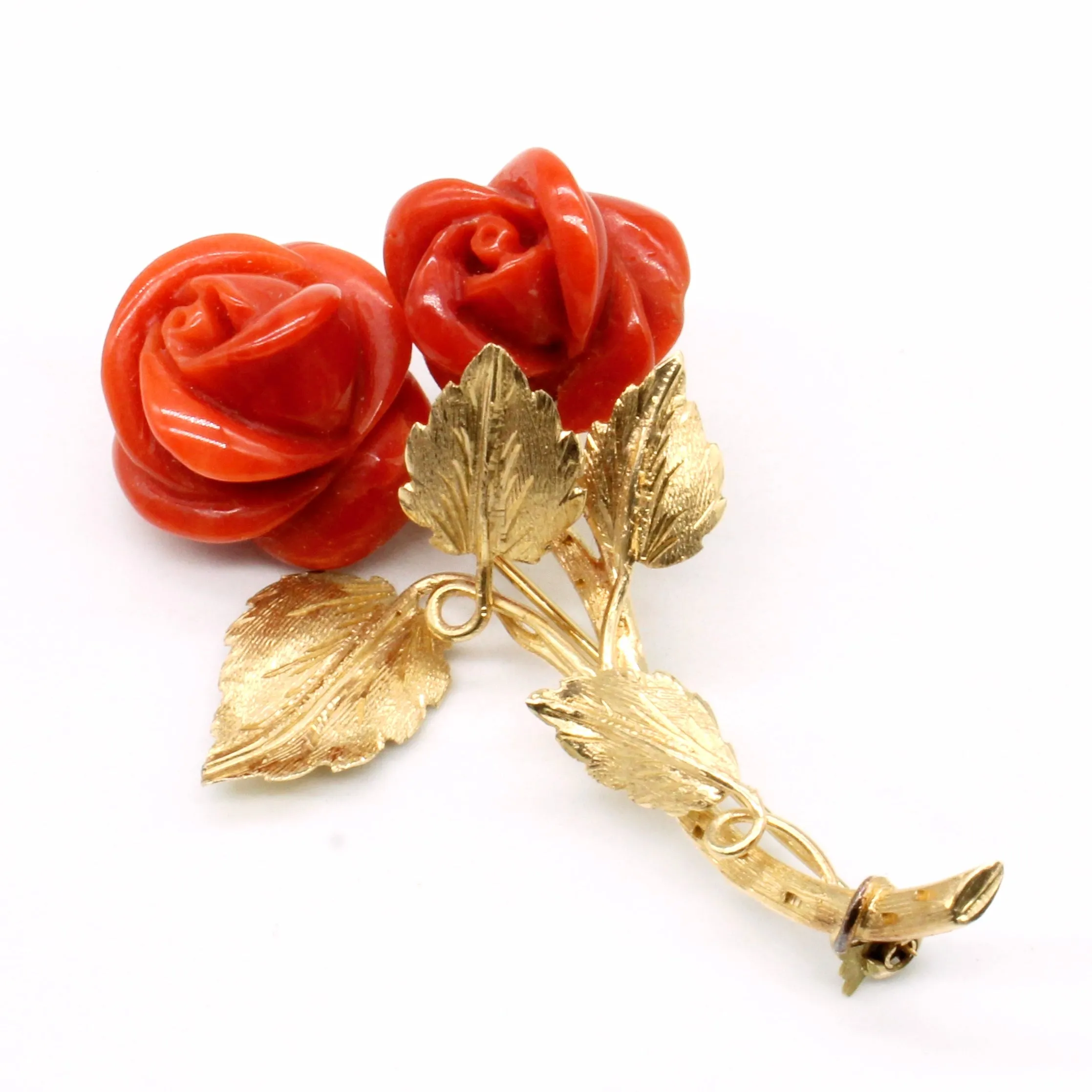 Carved Coral Rose Brooch | 30.00ctw |