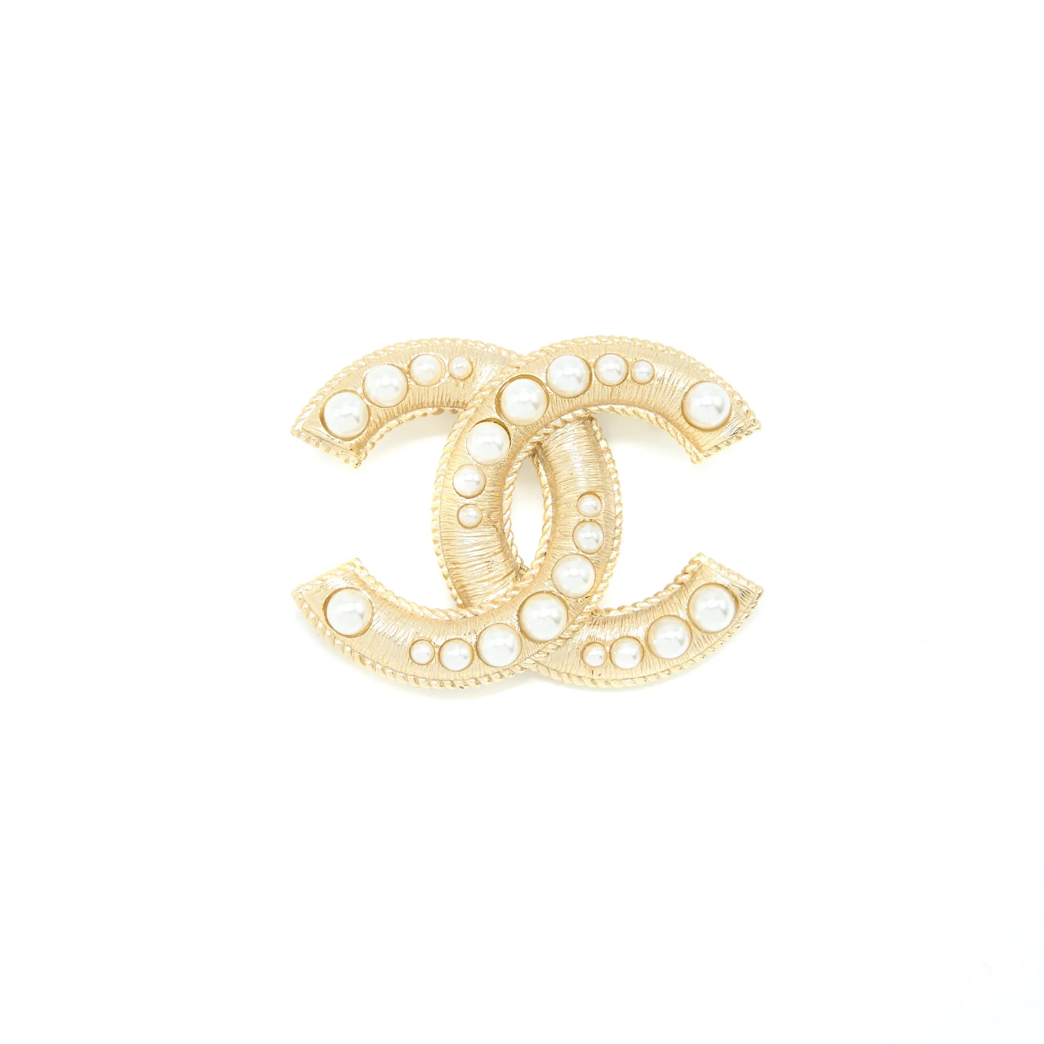 Chanel CC Logo/Pearl Brooch Light Gold Tone