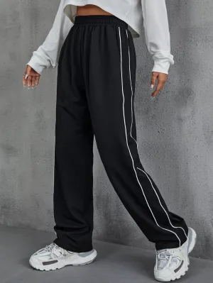 Cherry Vibes Pantalones Deportivos Ribete en Contraste