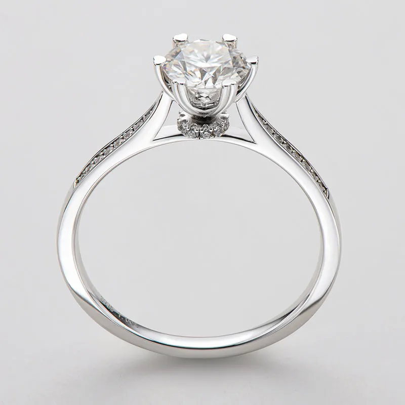 Classic Round Cut Moissanite Diamond Luck Solitaire Rings