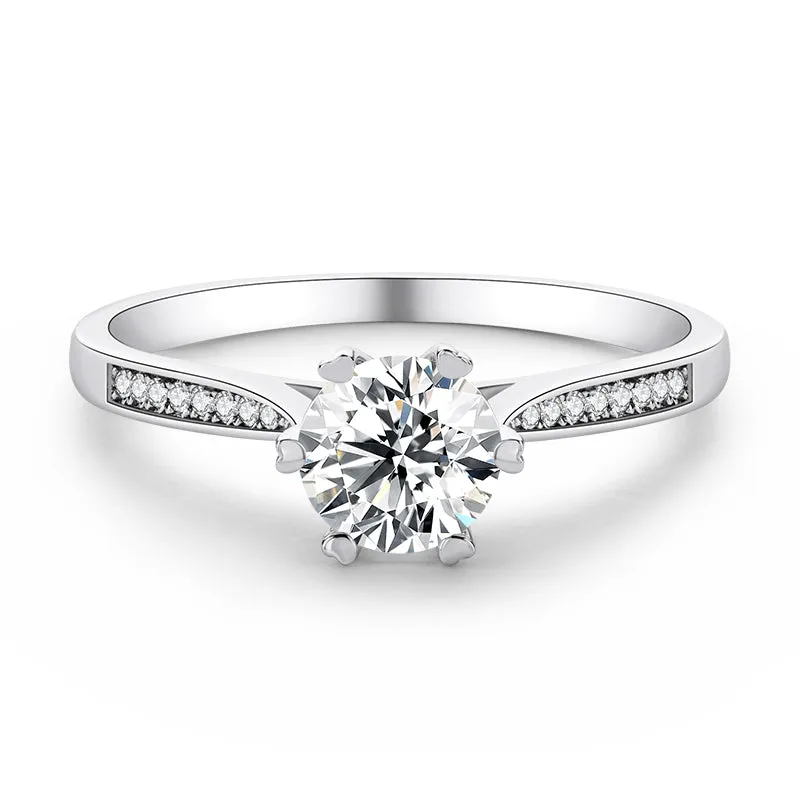 Classic Round Cut Moissanite Diamond Luck Solitaire Rings