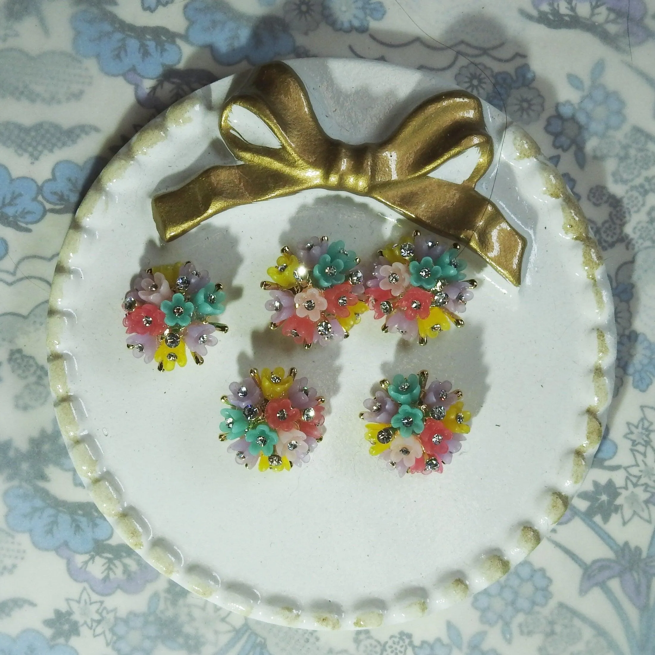 Colorful flower buttons