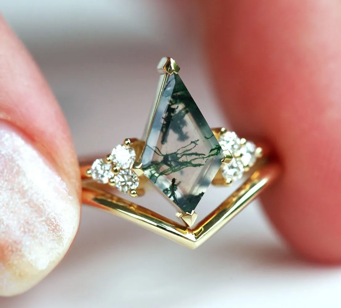 Dawn Moss Agate Ring Set