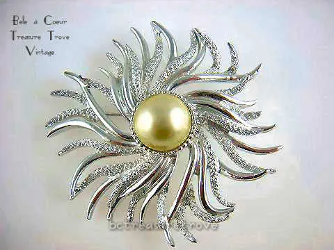 EMMONS Atlantis Swirl Brooch Pin, Silver tone with Imitation Pearl Center