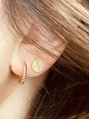 ESSENTIAL TWISTED HOOP EARRINGS