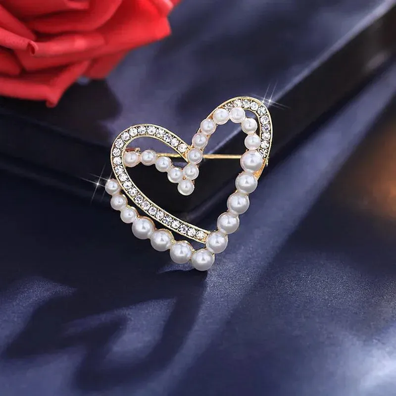 Exquisite Love Heart Brooches For Women Elegant Angel Wings Full Rhinestone Pearl Brooch Pins Sweater Cardigan Buckle Jewelry