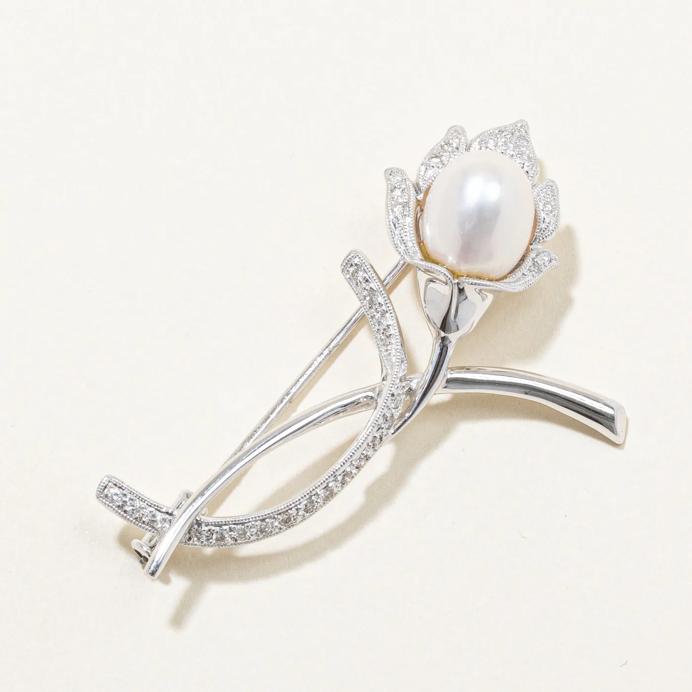 Fresh Water Pearl & Diamond Brooch | 0.21ctw |