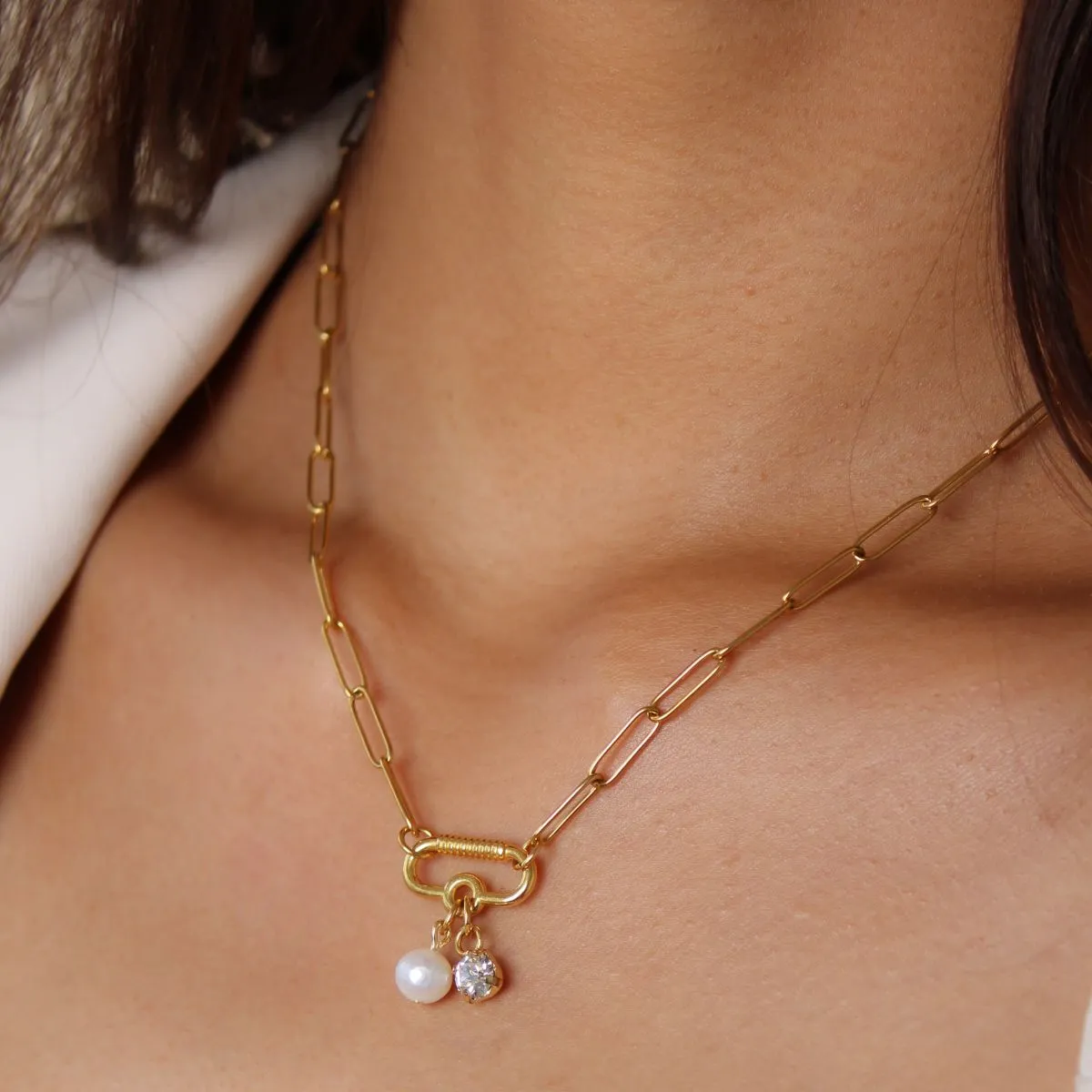 Freya Necklace with Pearl and Crystal, Gold