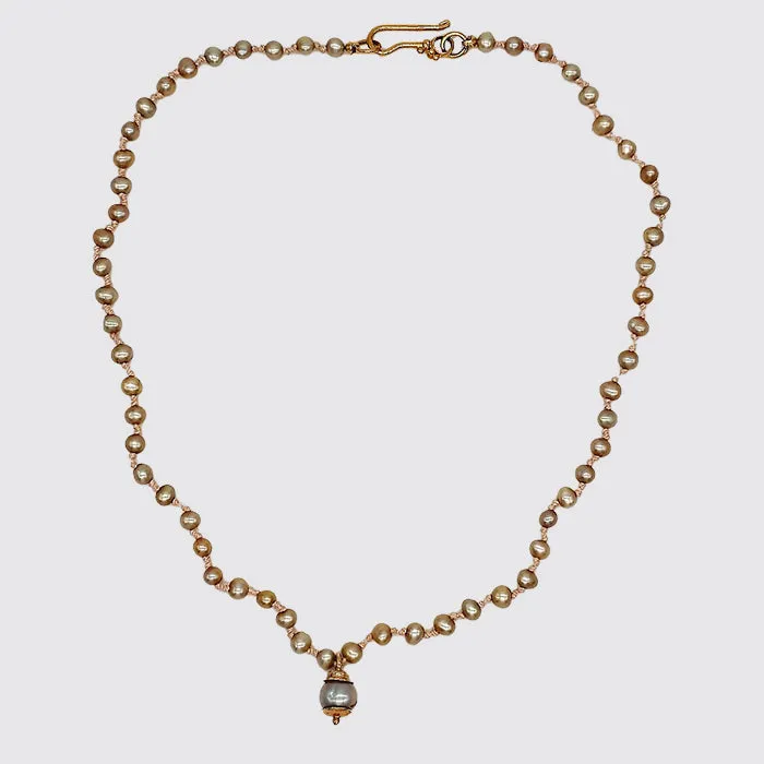 Hand knotted Pale Pink Pearl with Fine Gold Clasp and Bead Cap