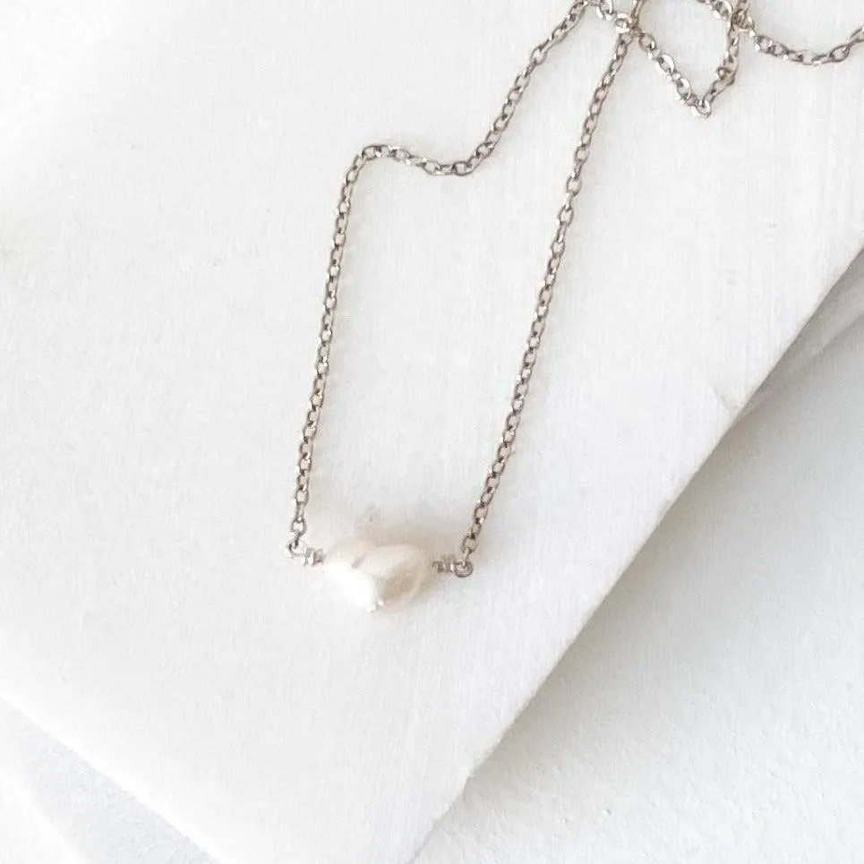 Heart Pearl Floating Pendant