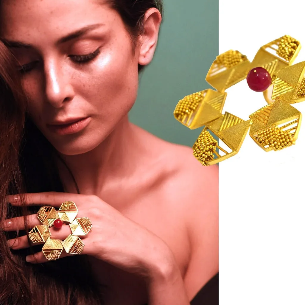 HEXA FLORAL RING