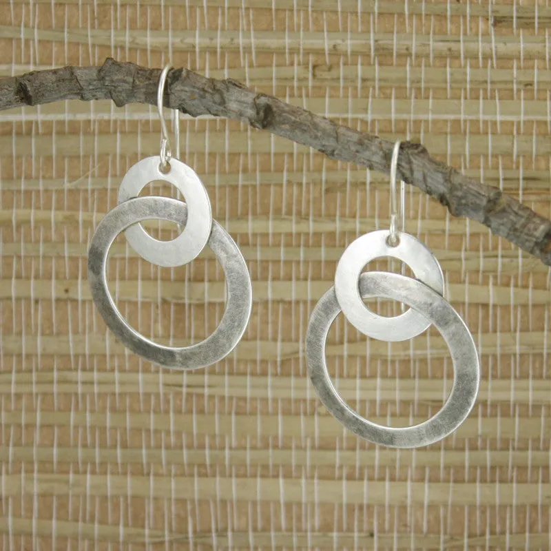Intertwined Ring Earring