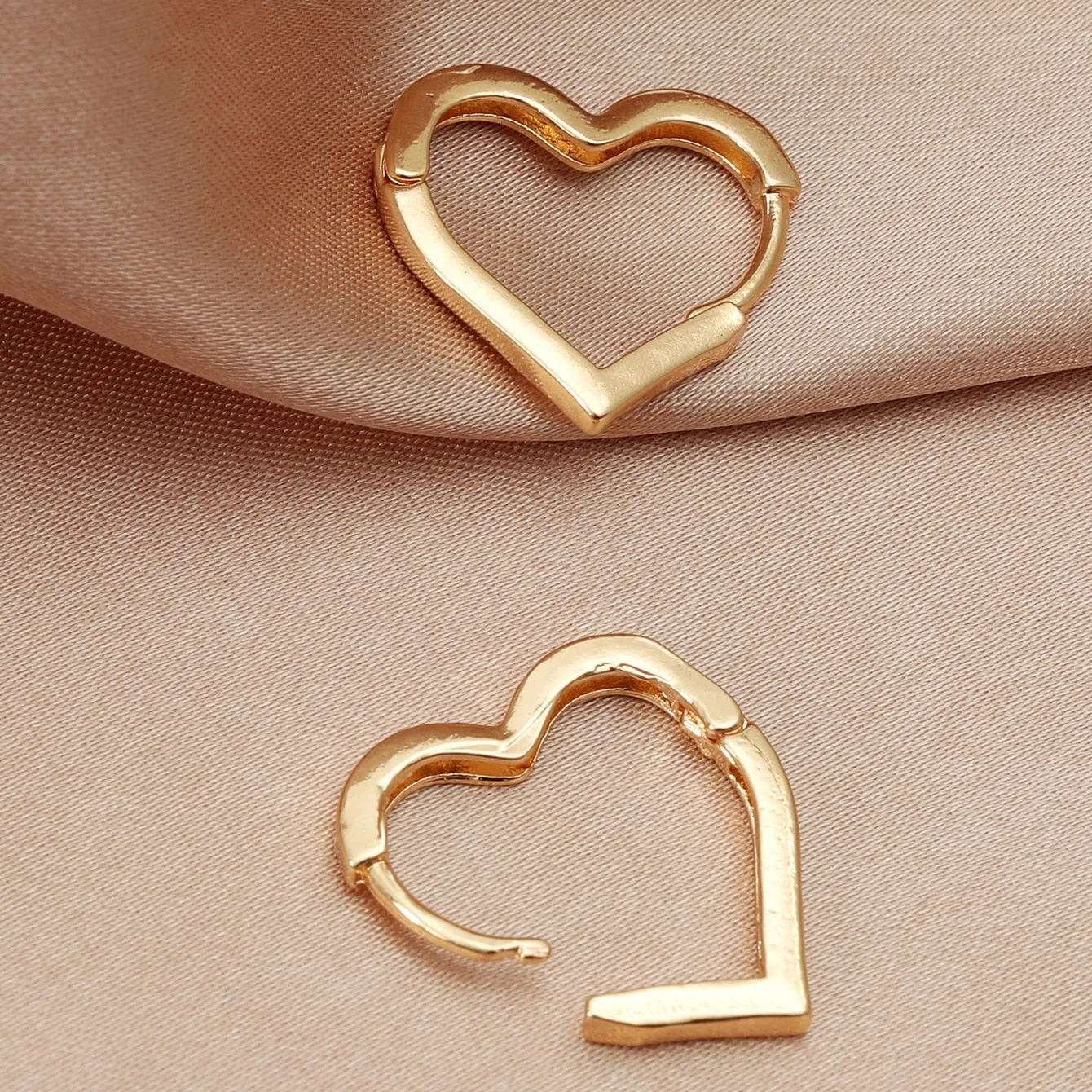 Interweave Twist Metal Circle Geometric Round Hoop Earrings for Women