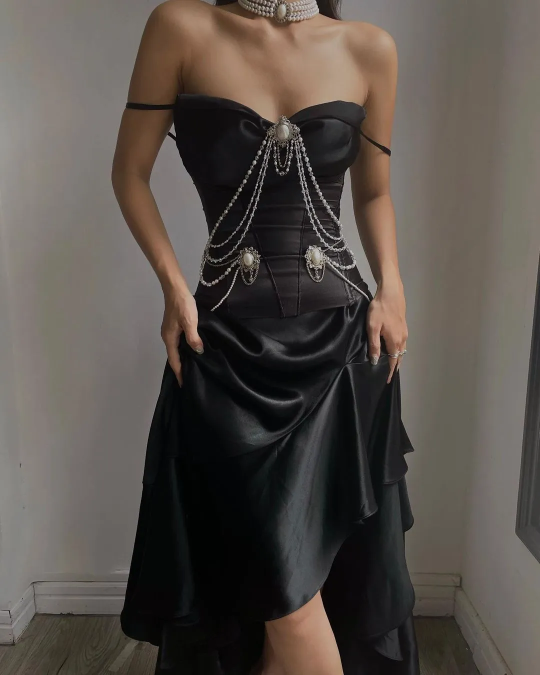 Iri - Body Jewelry