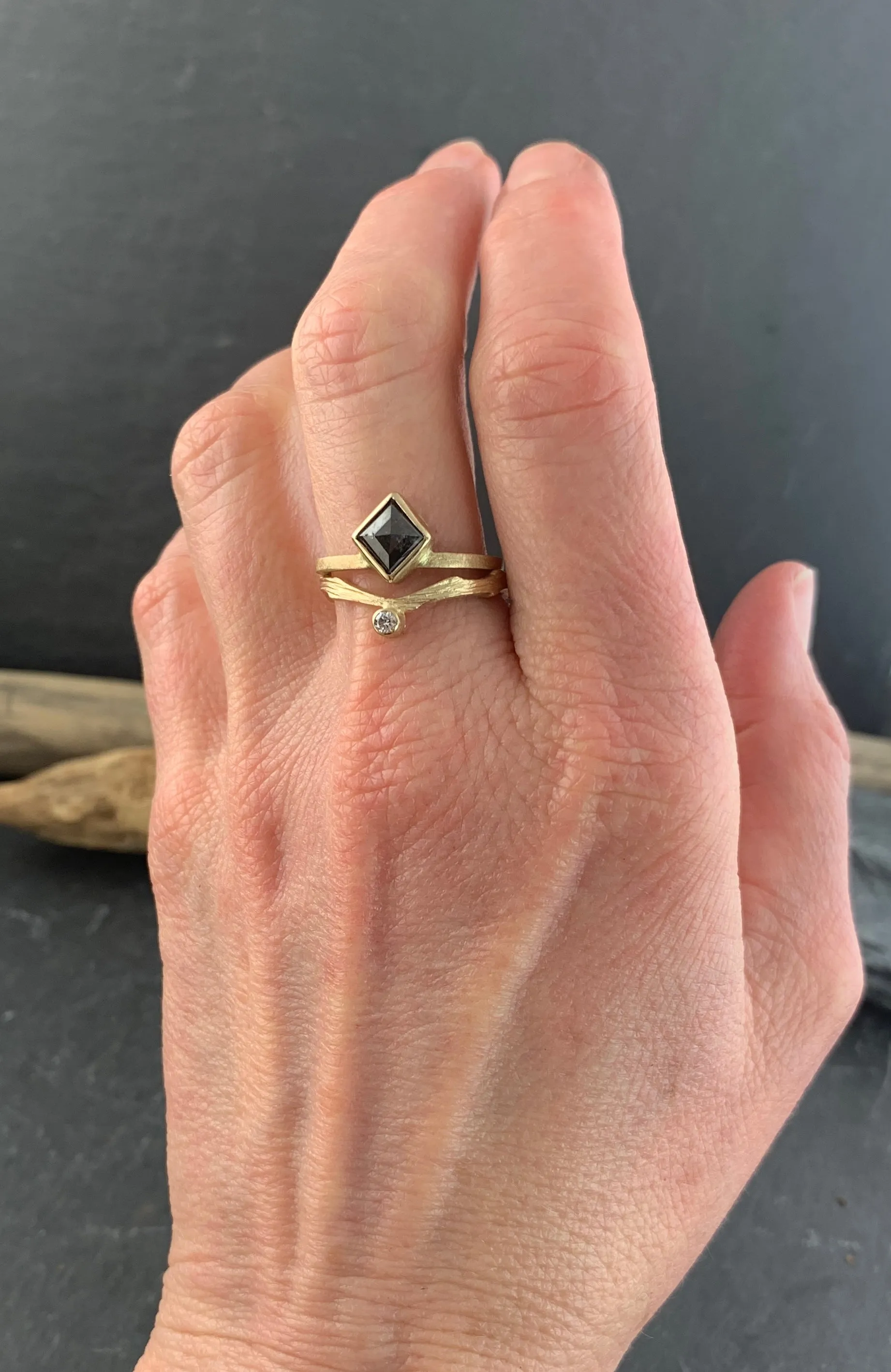 Kite Solitaire - Matte Band