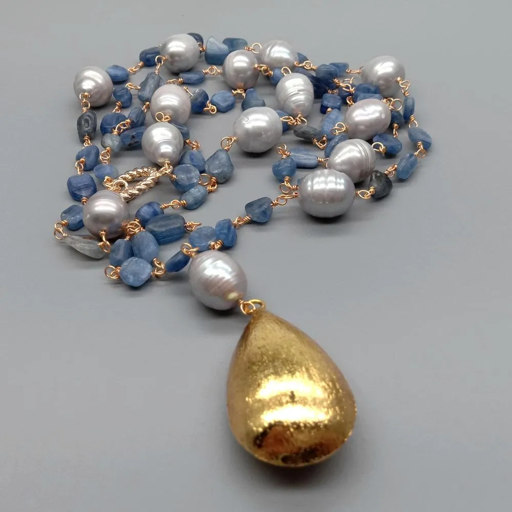 Kyanites freshwater Pearl Statement Necklace