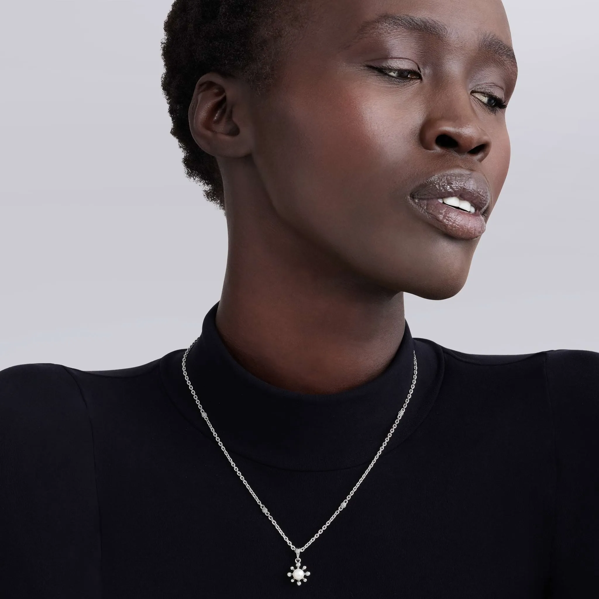 Luna Fleur Pearl Pendant Necklace