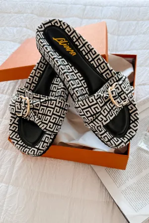 Meandering The Boardwalk Slip On Sandals (Black/White)