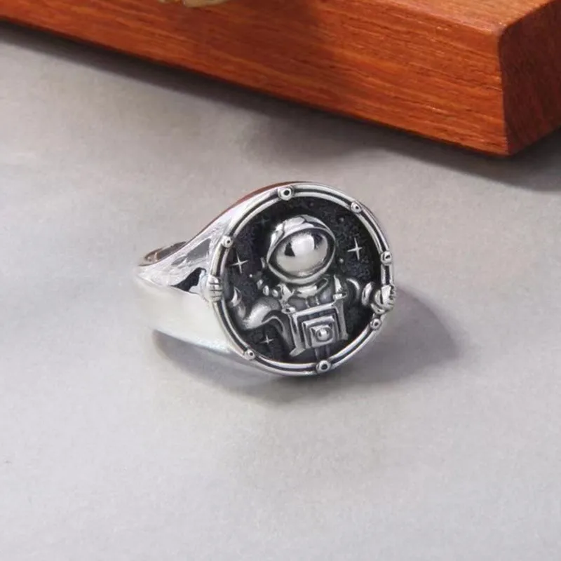 Men's Astronaut Geometric Ring Retro Single Ring