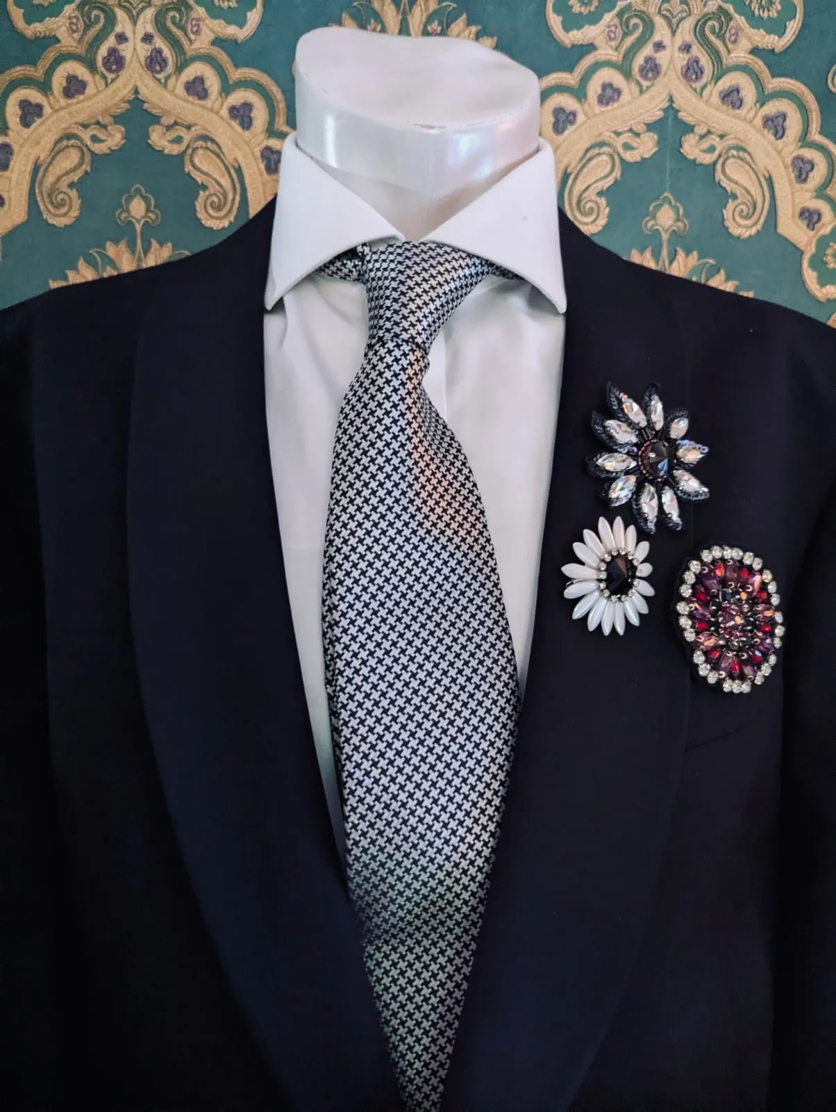 Men's Trio Flower Brooch Set