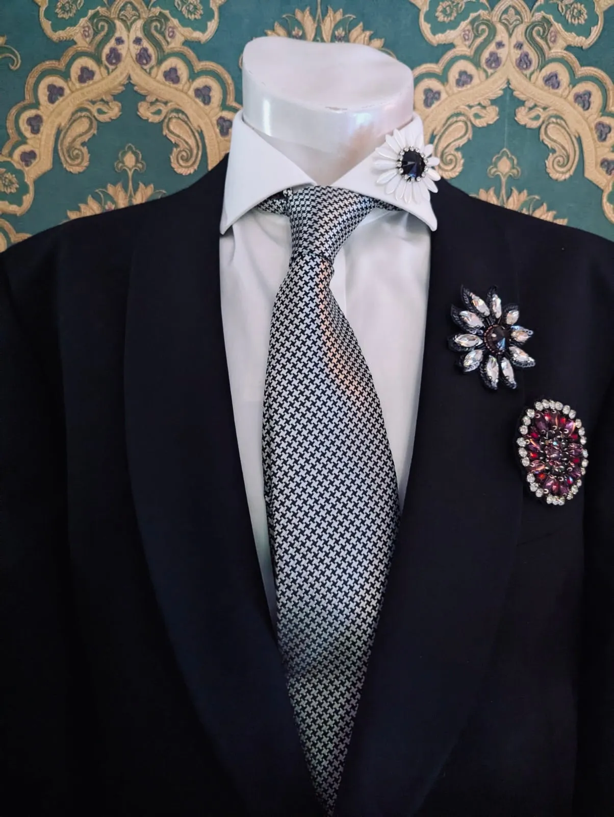 Men's Trio Flower Brooch Set