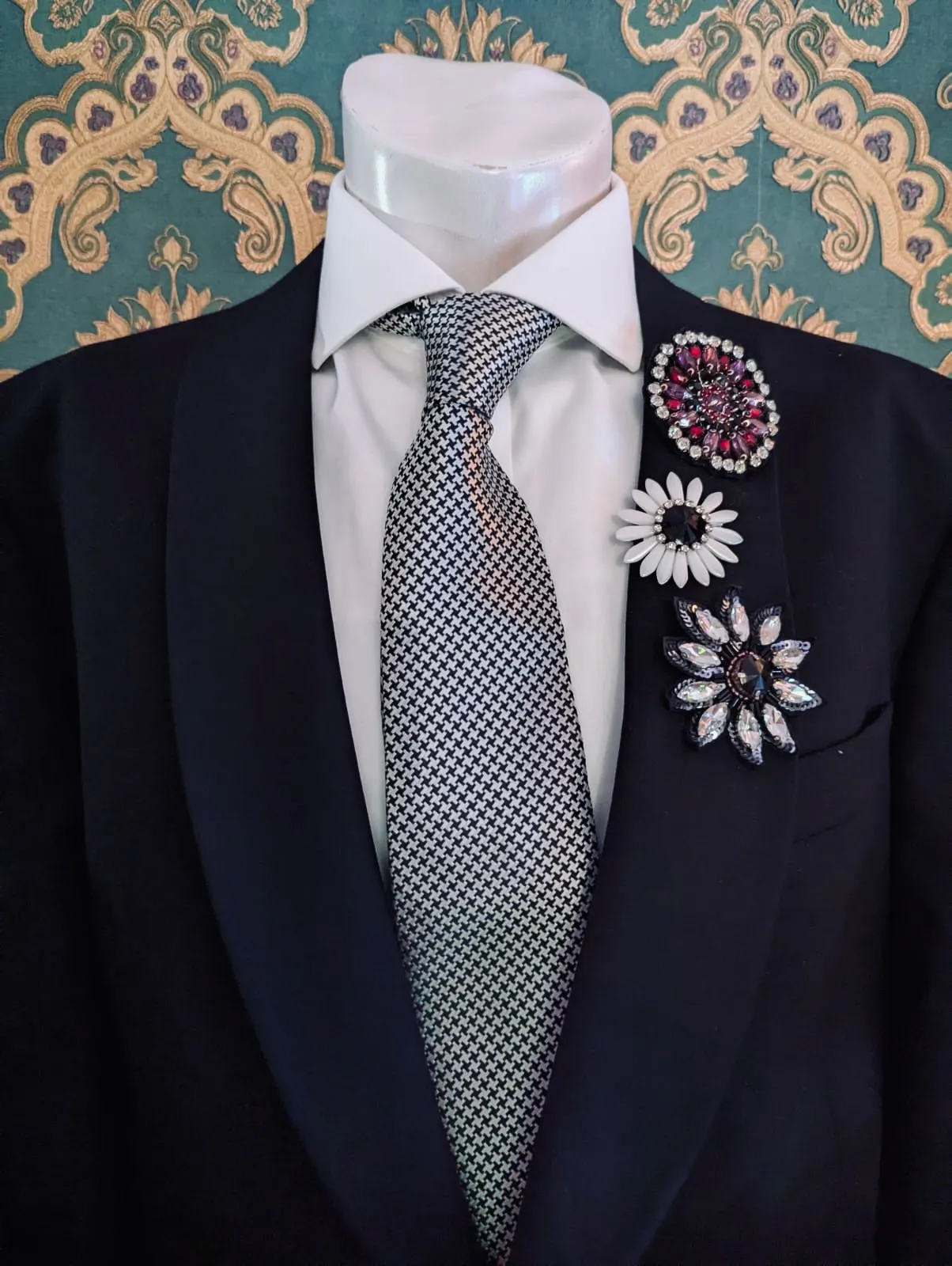 Men's Trio Flower Brooch Set