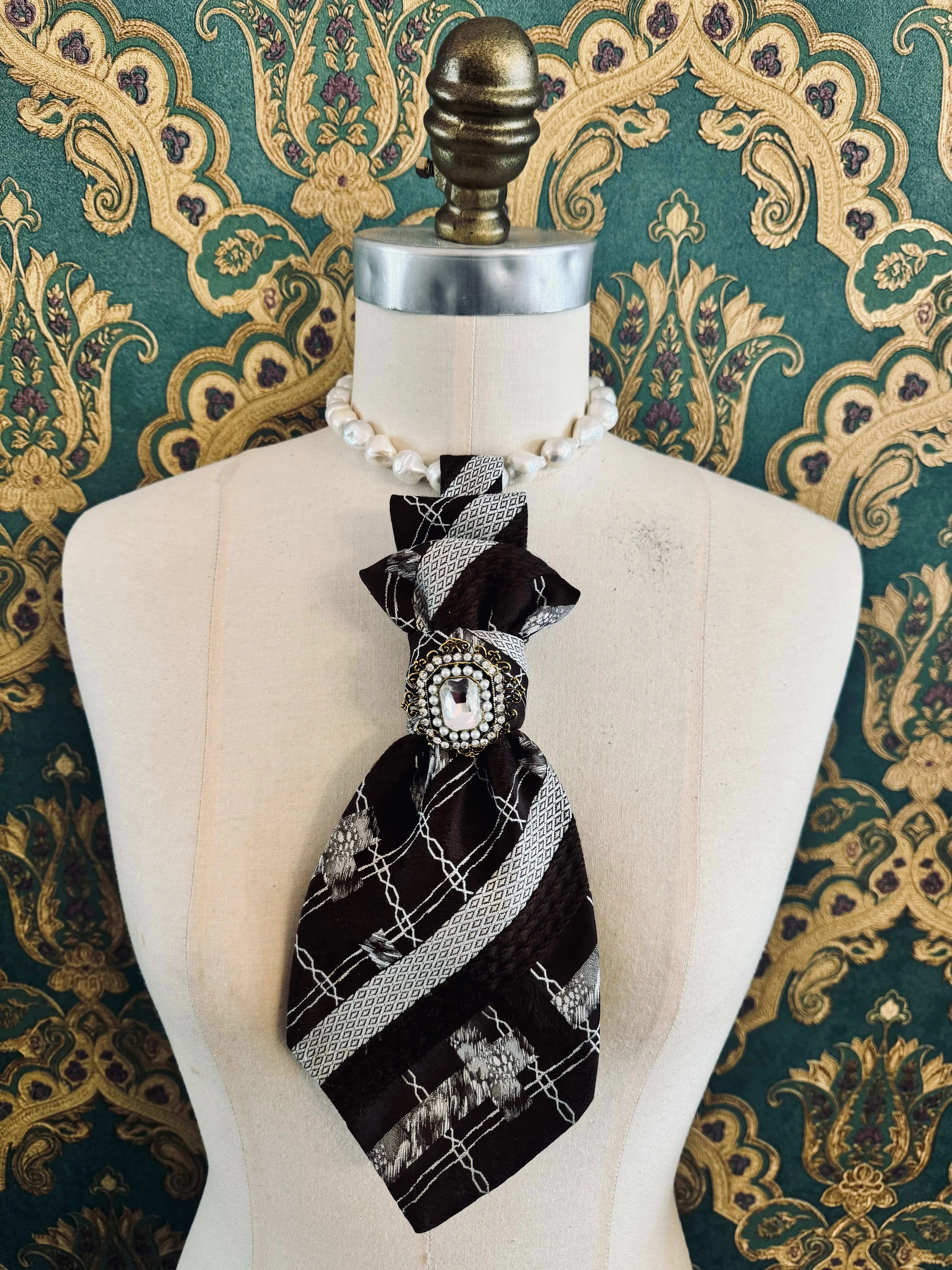 Montecristo Cravatta Tie Brooch