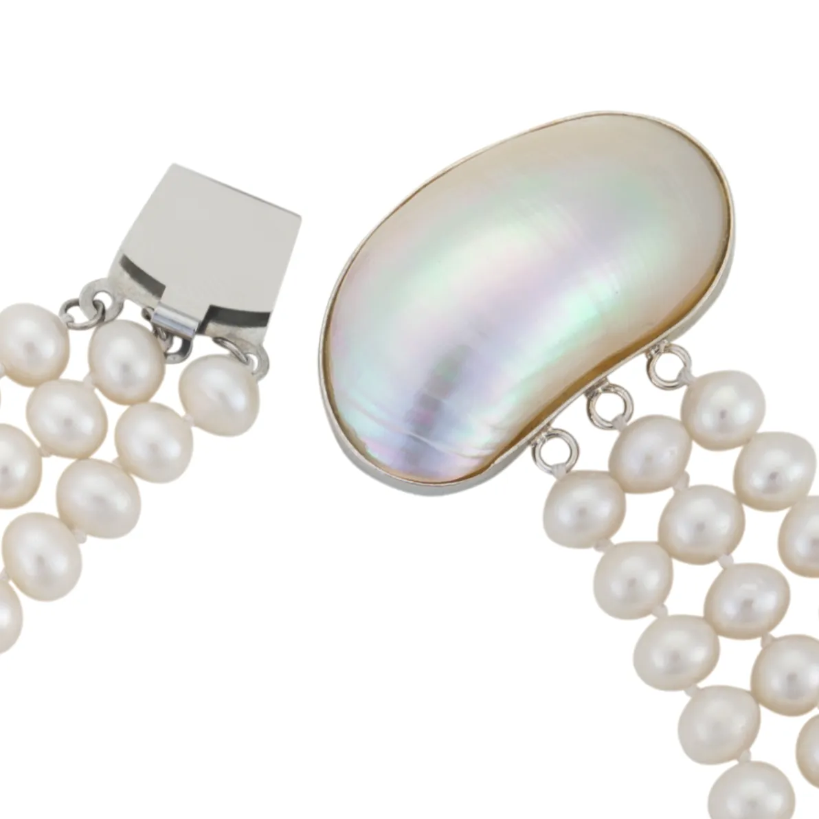 Mother of pearl clasp necklace