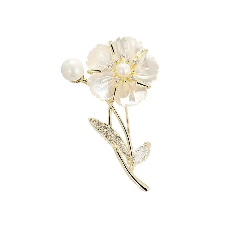 Natural Shell Camellia Gold White Pearl Zircon Copper Alloy Brooch Pin