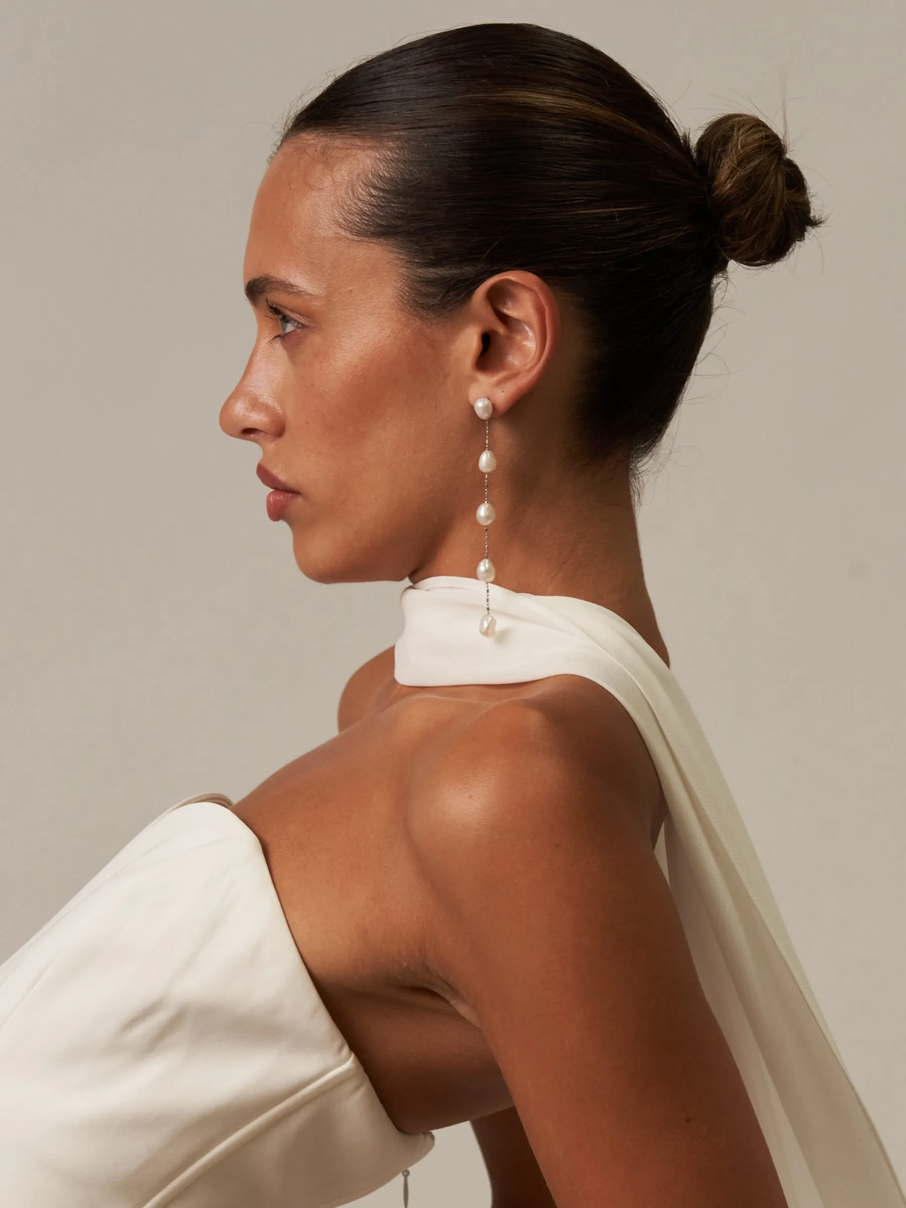 Nicola | 5 Pearl Drop Statement Earrings