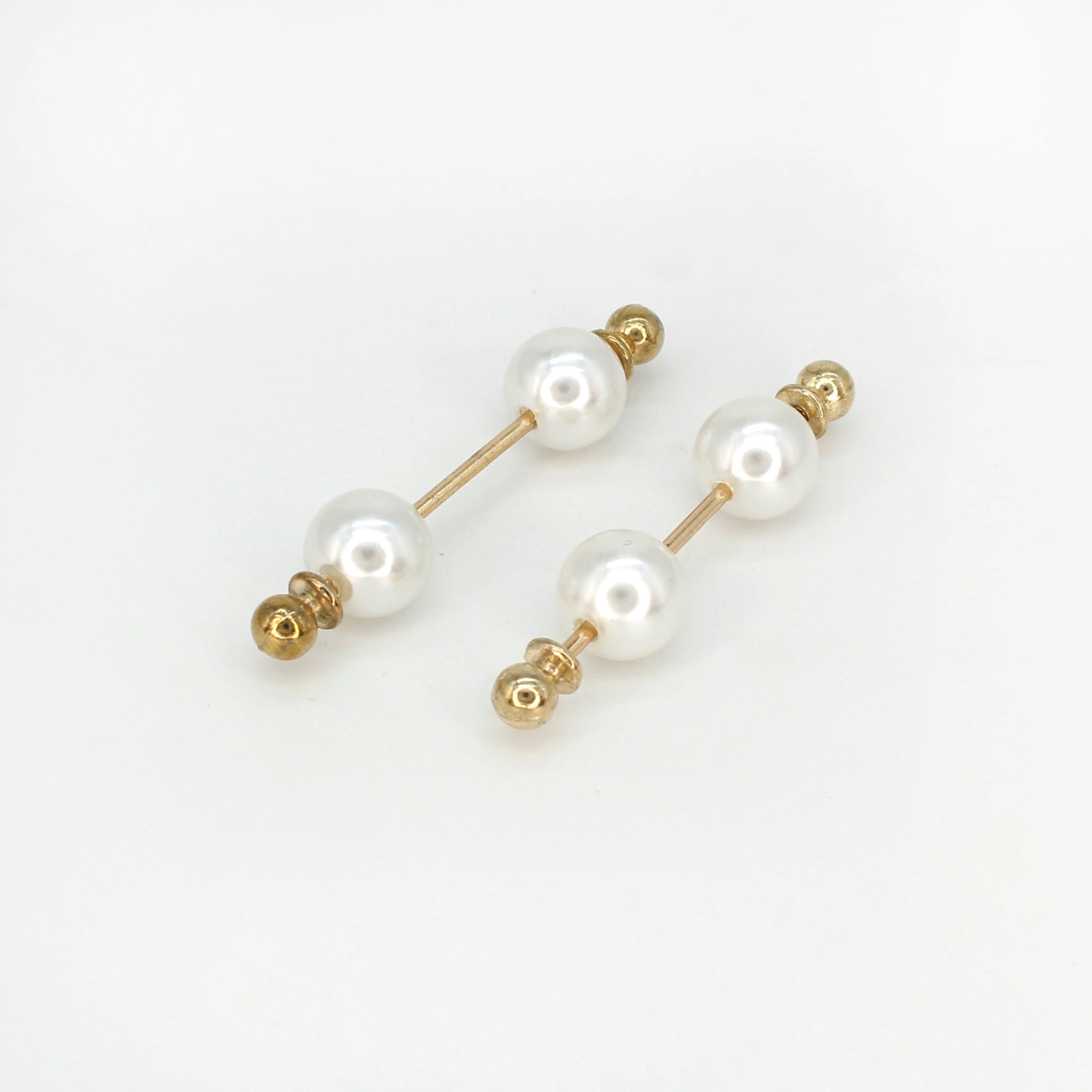 Pearl Bar Brooches for Women - Elegant Design