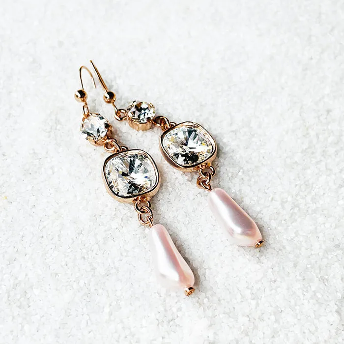 Perla Swarovski Pearl Drop Earrings