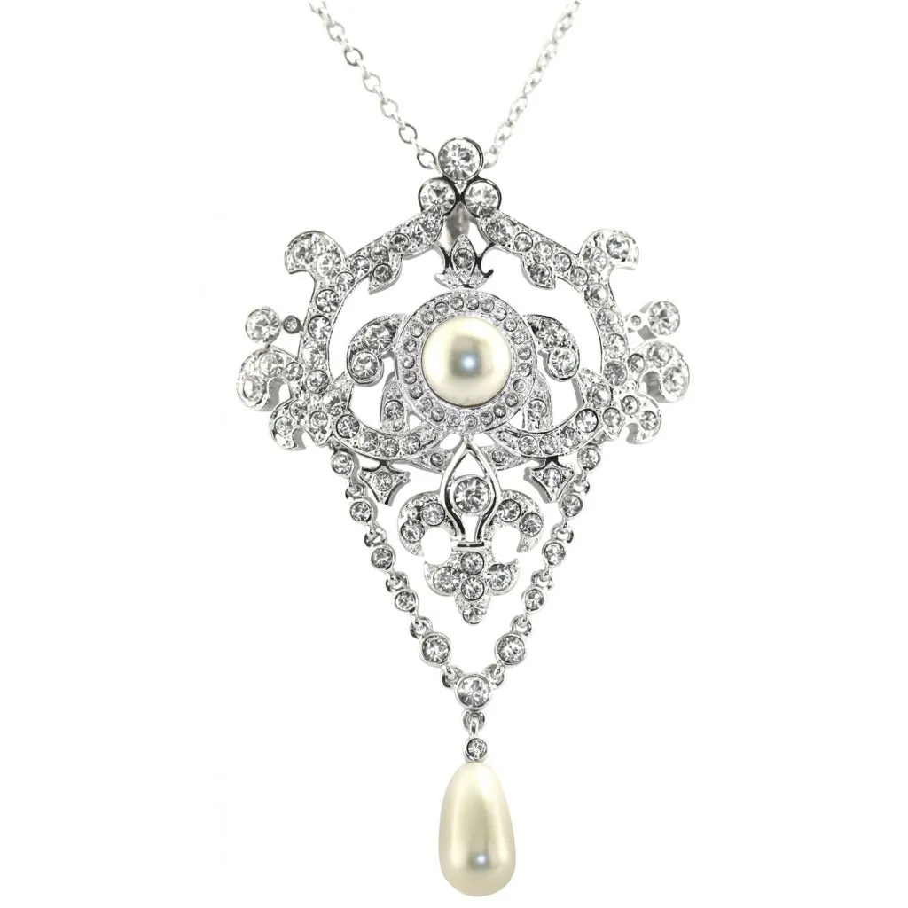Queen Elizabeth II's Jubilee Pendant and Detachable Brooch
