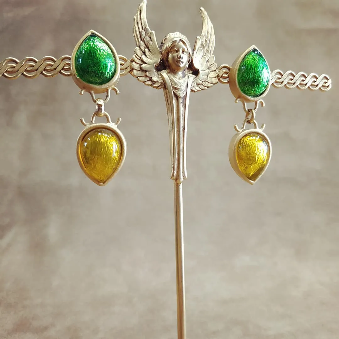 Rima Ariss Green Yellow Foil Glass Clip On Drop earrings